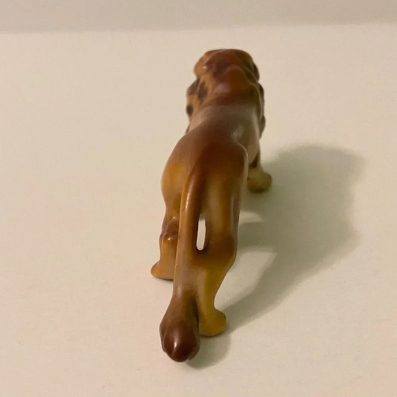 Vintage  Miniature Lion Porcelain Figurine 2.25 Inch Long Small Figure - Picture 5 of 13